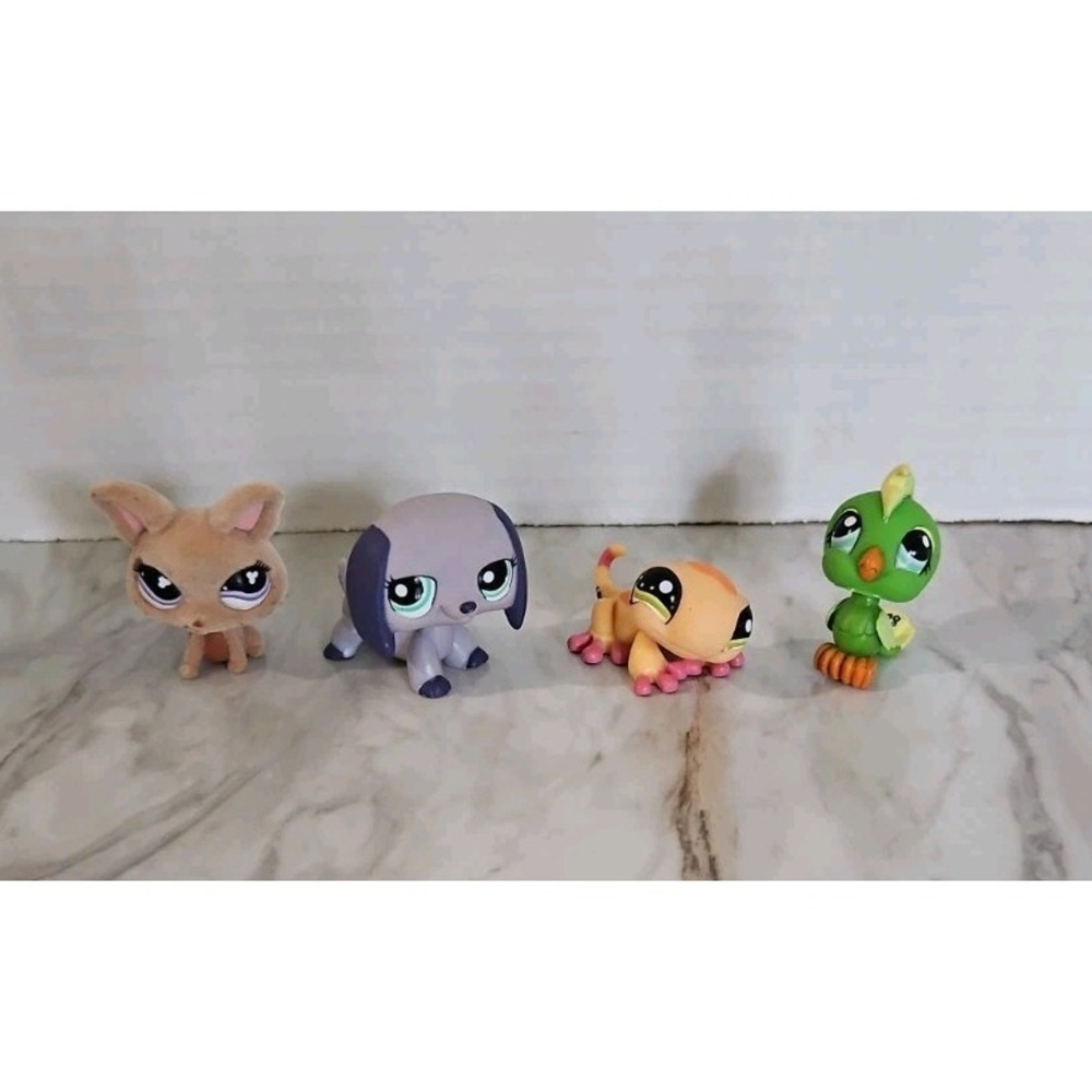LPS‎ Littlest Pet Shop Lot Of 4 Bird Rabbit Pup Lizard